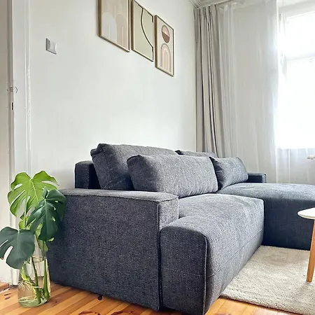 Apartment Point